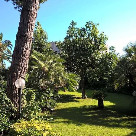 Grande Villa A 100 M. Dal Mare San Felice Circeo Ngoại thất bức ảnh
